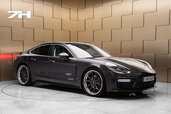 Porsche Panamera 4 7 of 24