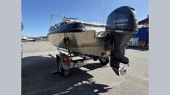 Buster LX med Yamaha 60hk - 2015  Låga Timmar 4 of 15
