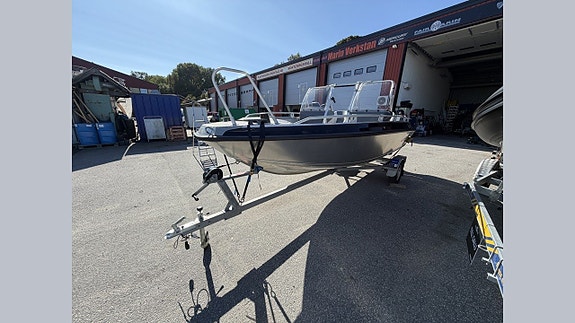 Buster LX med Yamaha 60hk - 2015  Låga Timmar 10 of 15