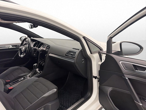 Volkswagen Golf I 23 of 28