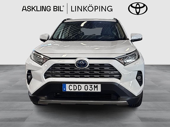 Toyota RAV4 6 of 14