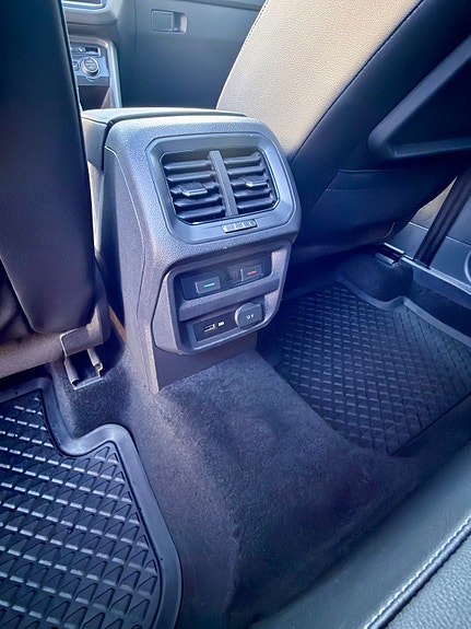Volkswagen Tiguan 7 of 13
