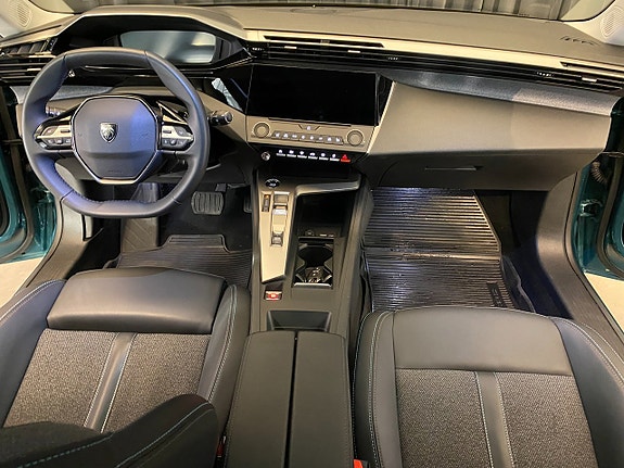 Peugeot 308 SW 6 of 30