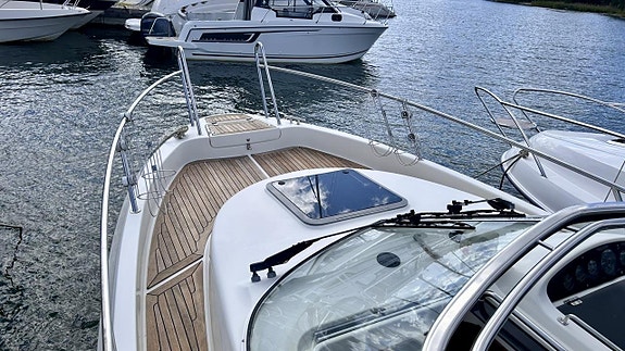 Aquador 23 WA, Mercruiser 5,0 MPI - 2005. HÖSTREA! 19 of 24