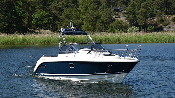 Aquador 23 WA, Mercruiser 5,0 MPI - 2005. HÖSTREA! 2 of 24