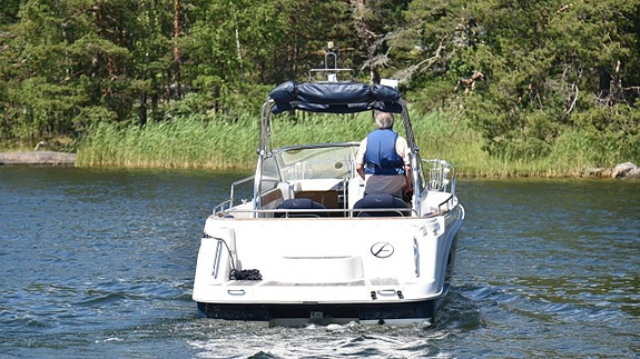 Aquador 23 WA, Mercruiser 5,0 MPI - 2005. HÖSTREA! 4 of 24