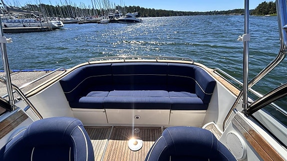 Aquador 23 WA, Mercruiser 5,0 MPI - 2005. HÖSTREA! 9 of 24