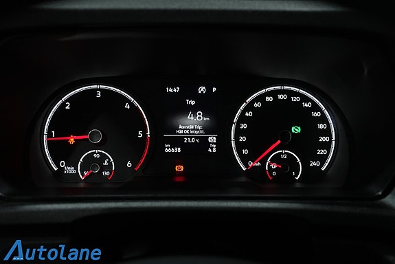 Volkswagen Caddy Maxi 25 of 25