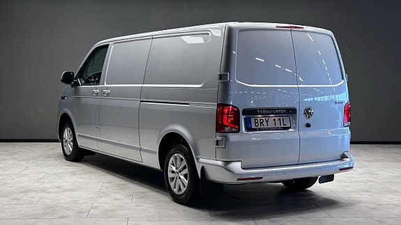 Volkswagen Transporter 18 of 23