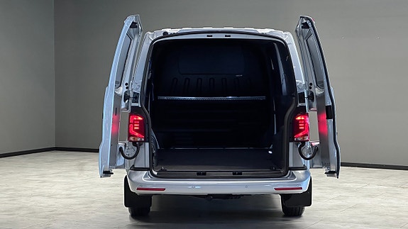 Volkswagen Transporter 21 of 23