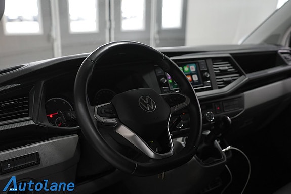 Volkswagen Transporter 18 of 26