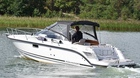 Aquador 25 DC -2022. Mercruiser 4,5 MPI. HÖSTREA! 16 of 19