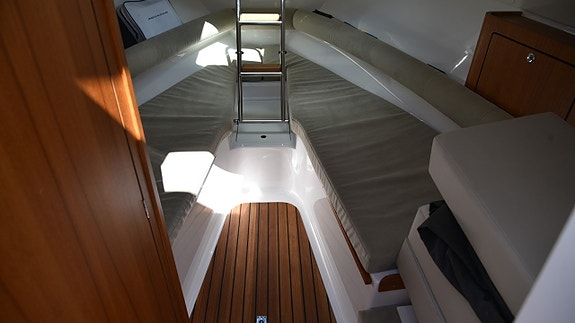 Aquador 25 DC -2022. Mercruiser 4,5 MPI. HÖSTREA! 17 of 19