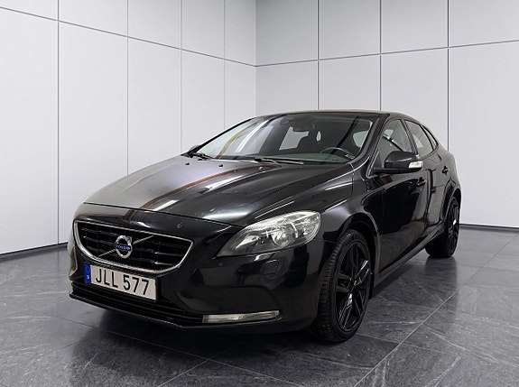 Volvo V40 4 of 15