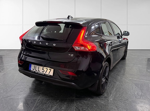 Volvo V40 6 of 15