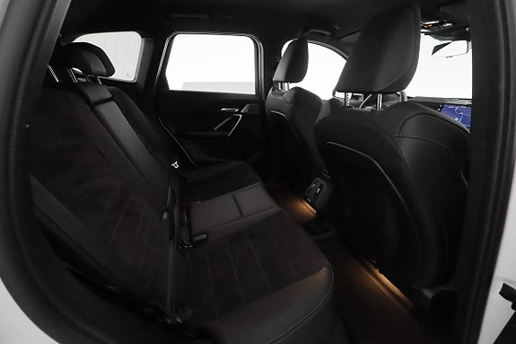 BMW iX1 22 of 30