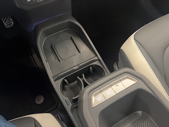 Kia EV3 12 of 14