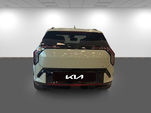 Kia EV3 5 of 14