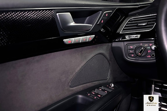 Audi A8 16 of 21