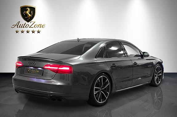 Audi A8 5 of 21