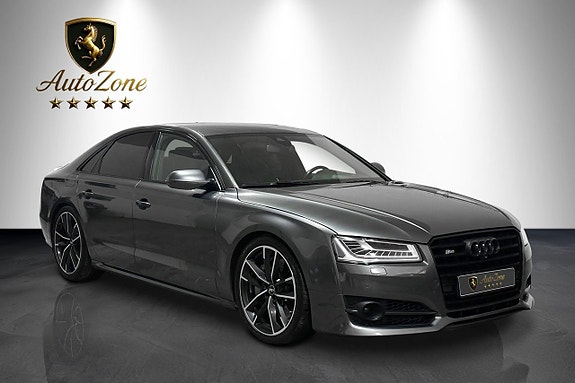 Audi A8 2 of 21