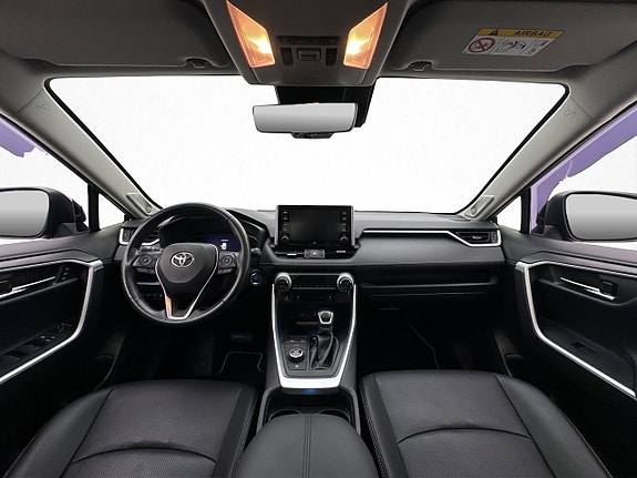 Toyota RAV4 18 of 30