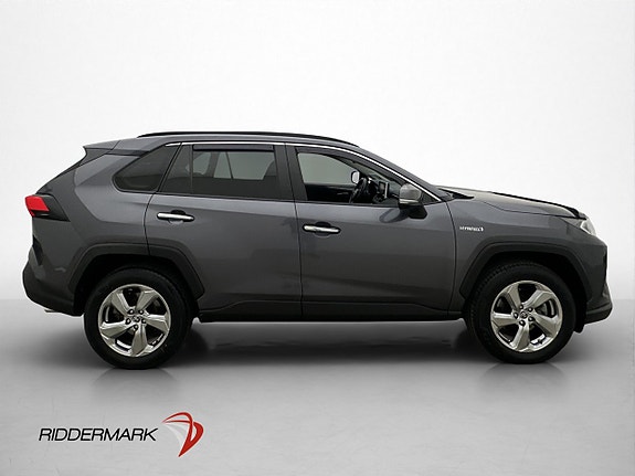 Toyota RAV4 6 of 30