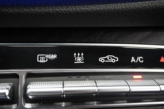 Mercedes-Benz E200 12 of 14