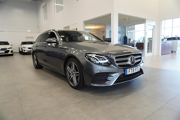 Mercedes-Benz E200 5 of 14
