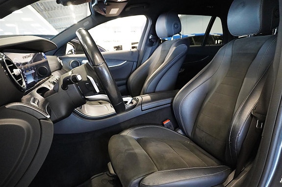 Mercedes-Benz E200 2 of 14