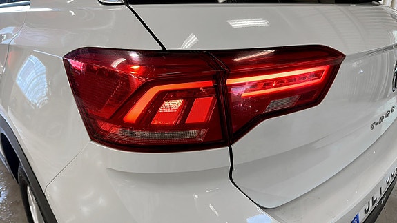 Volkswagen T-Roc 14 of 20