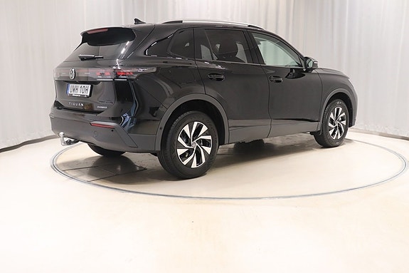 Volkswagen Tiguan 4 of 10