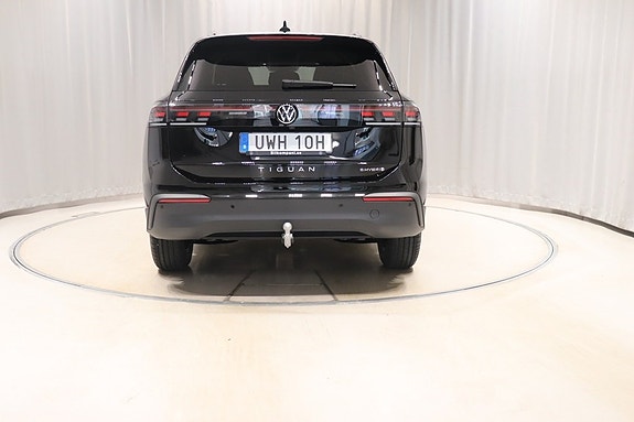 Volkswagen Tiguan 5 of 10