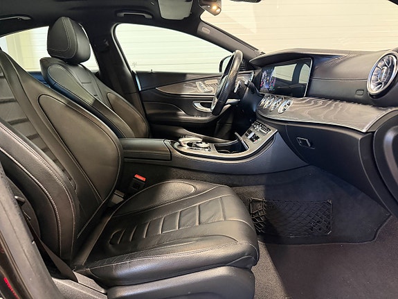 Mercedes-Benz CLS450 12 of 23
