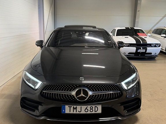 Mercedes-Benz CLS450 9 of 23