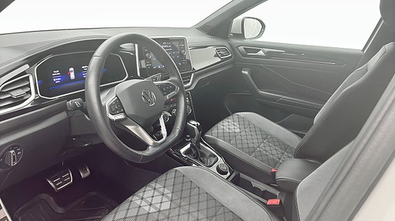 Volkswagen T-Roc 7 of 12