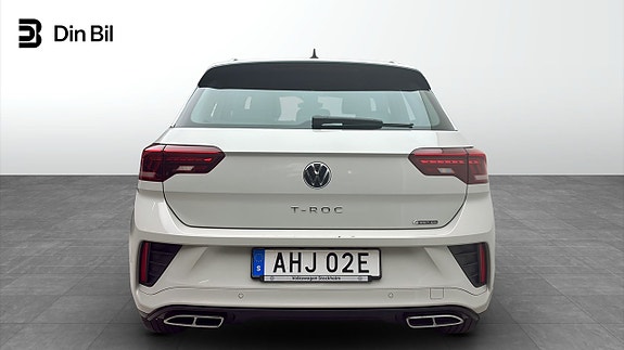 Volkswagen T-Roc 5 of 12