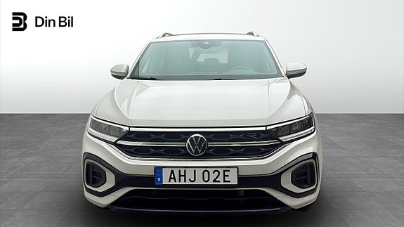 Volkswagen T-Roc 4 of 12