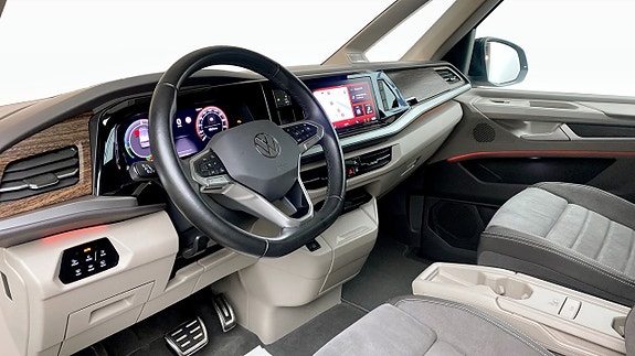 Volkswagen Multivan 7 of 12