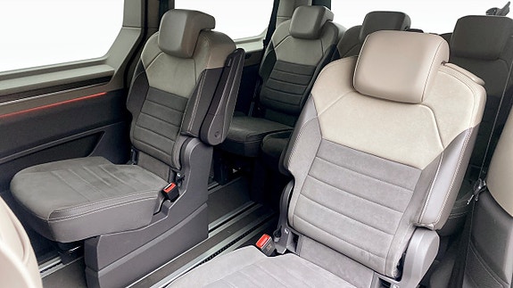 Volkswagen Multivan 11 of 12