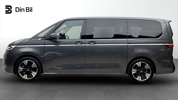Volkswagen Multivan 2 of 12