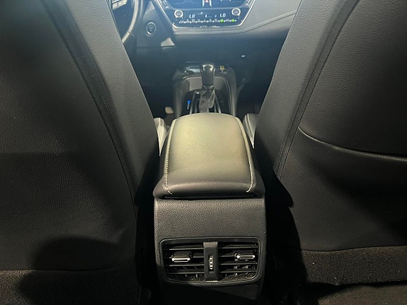 Toyota Corolla 23 of 26