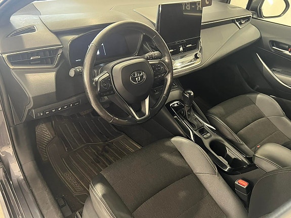 Toyota Corolla 19 of 26
