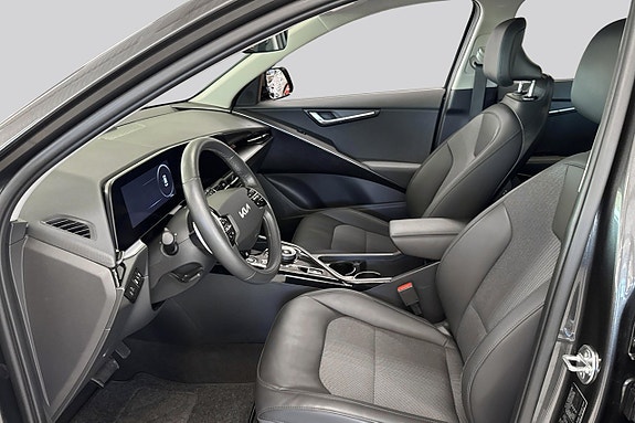 Kia Niro 8 of 15