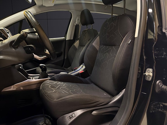 Peugeot 2008 17 of 30