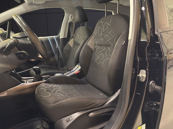Peugeot 2008 15 of 30