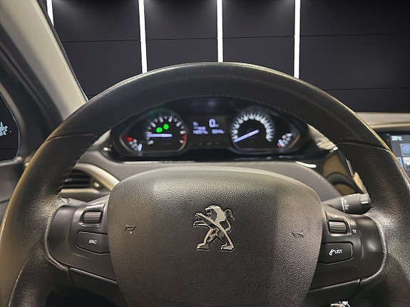 Peugeot 2008 21 of 30