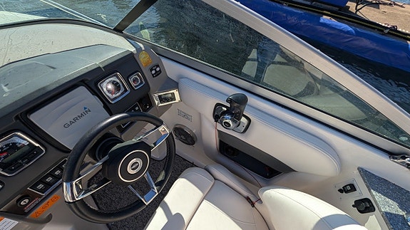 Chaparral 225 SSI -2015. Volvo Penta V8-300. HÖSTREA! 14 of 15