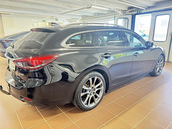 Mazda 6 4 of 8