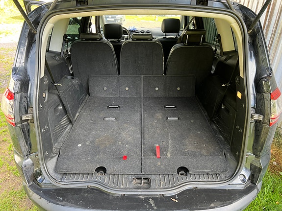 Ford S-MAX 3 of 8